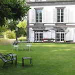 Manoir De La Manantie - Teritoria 4* Lezoux